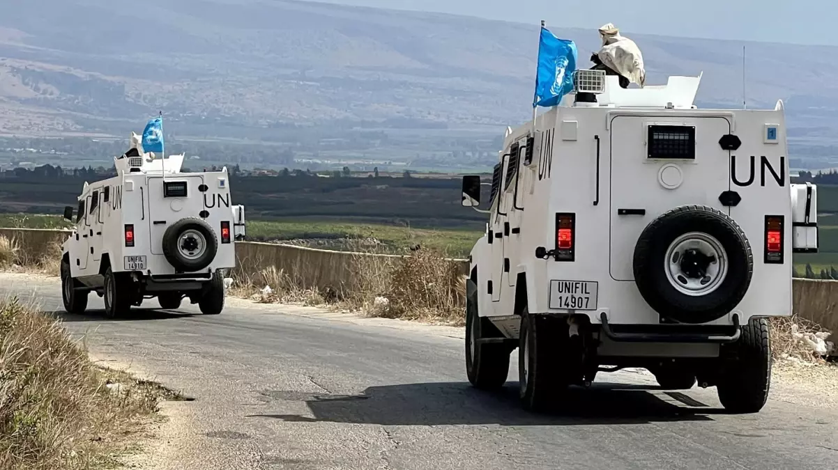 İsrail ordusu BM gözlem kulesini yıktı